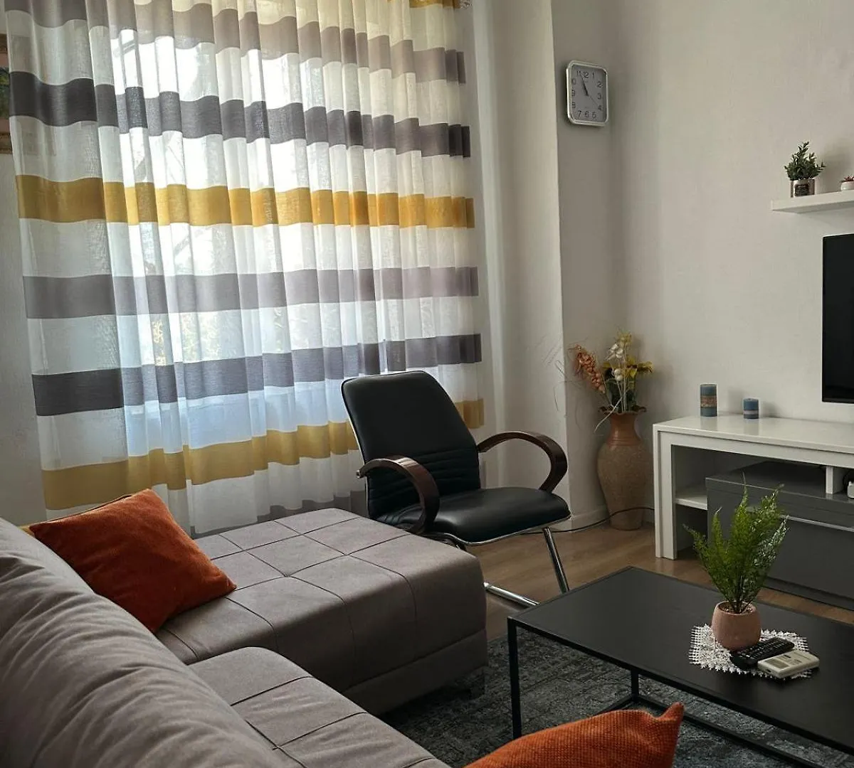 Appartement Kelly'S Cozy Hideaway - Central Tirana